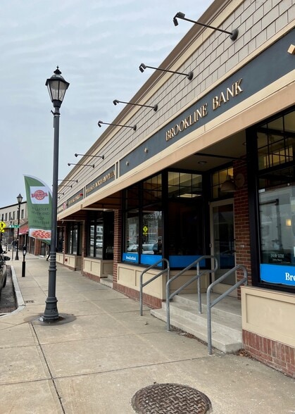 9 Washington St, Wellesley, MA for lease - Building Photo - Image 2 of 3