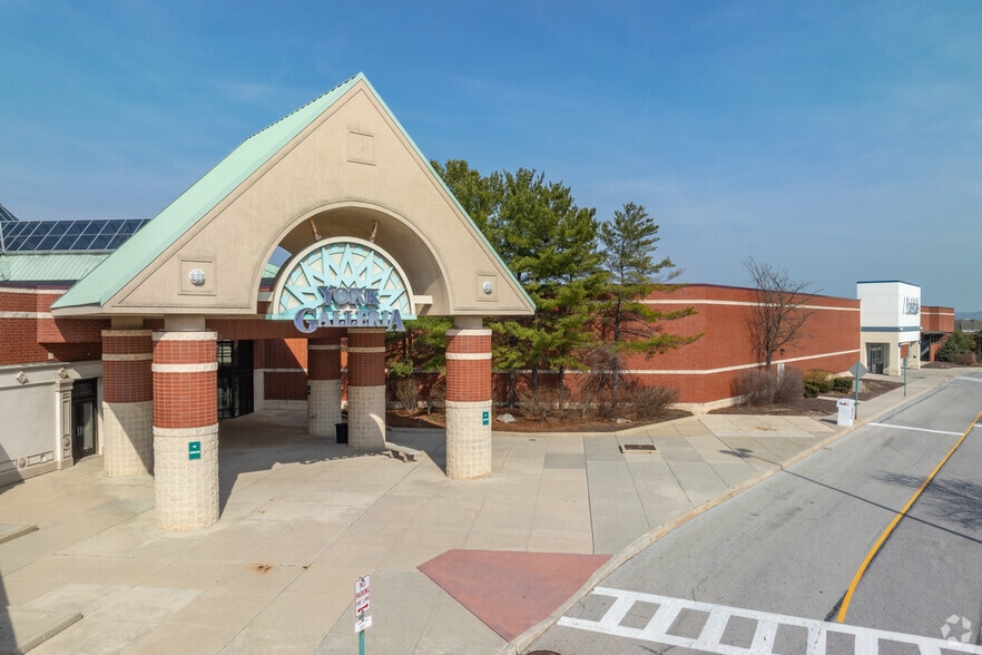 2899 Whiteford Rd, York, PA for lease - Building Photo - Image 1 of 12