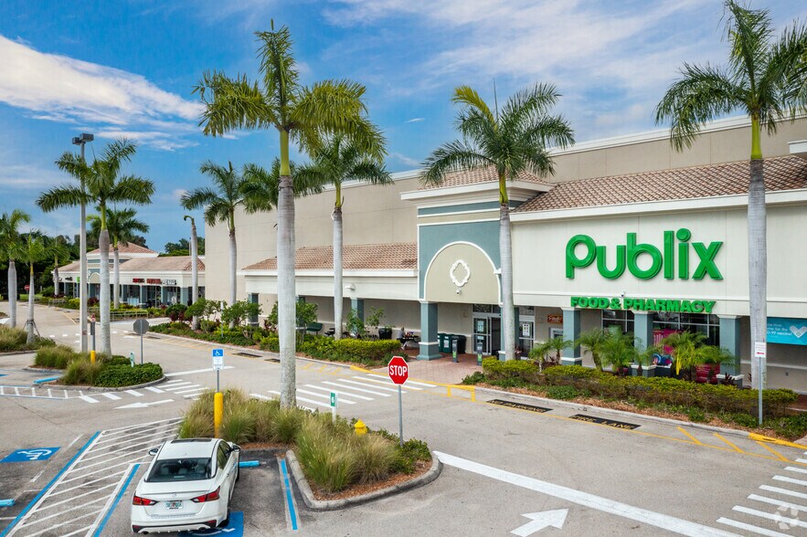 13650 Fiddlesticks Blvd, Fort Myers, FL for lease - Primary Photo - Image 1 of 12