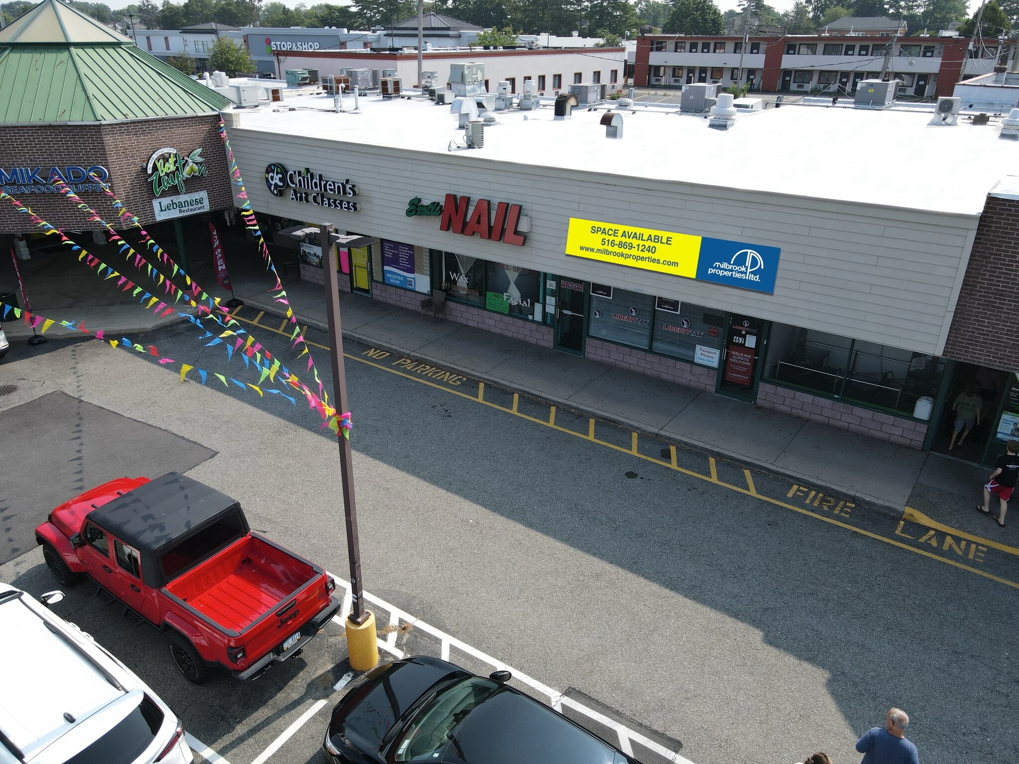 456-488 Hempstead Tpke, West Hempstead, NY for lease Interior Photo- Image 1 of 4