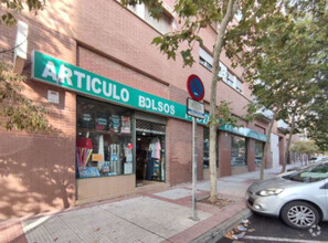 Retail in Alcorcón, MAD for lease Interior Photo- Image 1 of 4