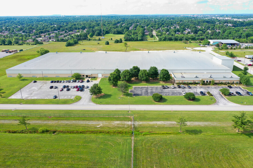 1603 N 35th St, Rogers, AR for lease - Building Photo - Image 2 of 13