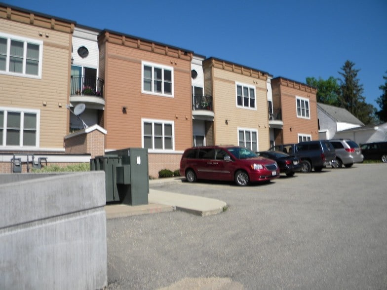 425 Main St, Darlington, WI à vendre - Photo du bâtiment - Image 2 de 16