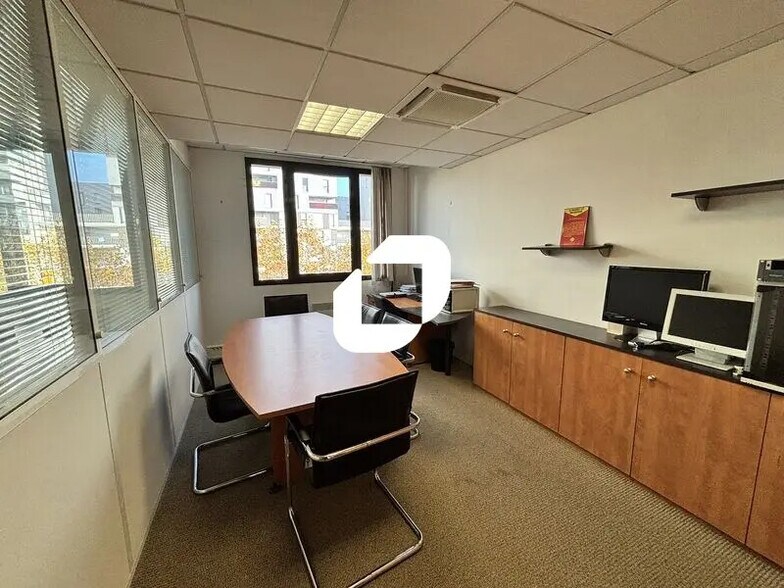 Office in Évry-Courcouronnes for sale - Interior Photo - Image 3 of 9