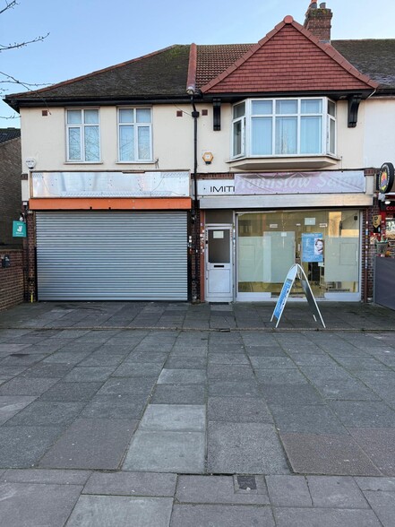 358-360 Staines Rd, Hounslow for lease - Building Photo - Image 1 of 2