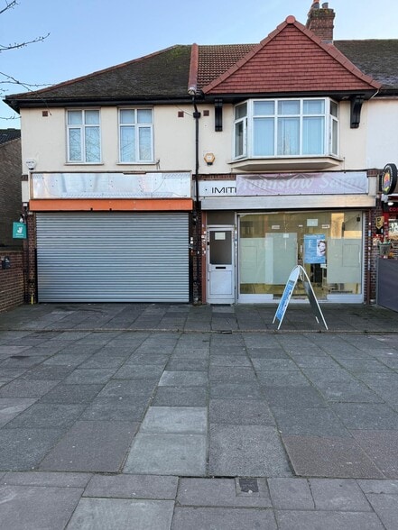 360 Staines Rd, Hounslow for lease - Building Photo - Image 3 of 7