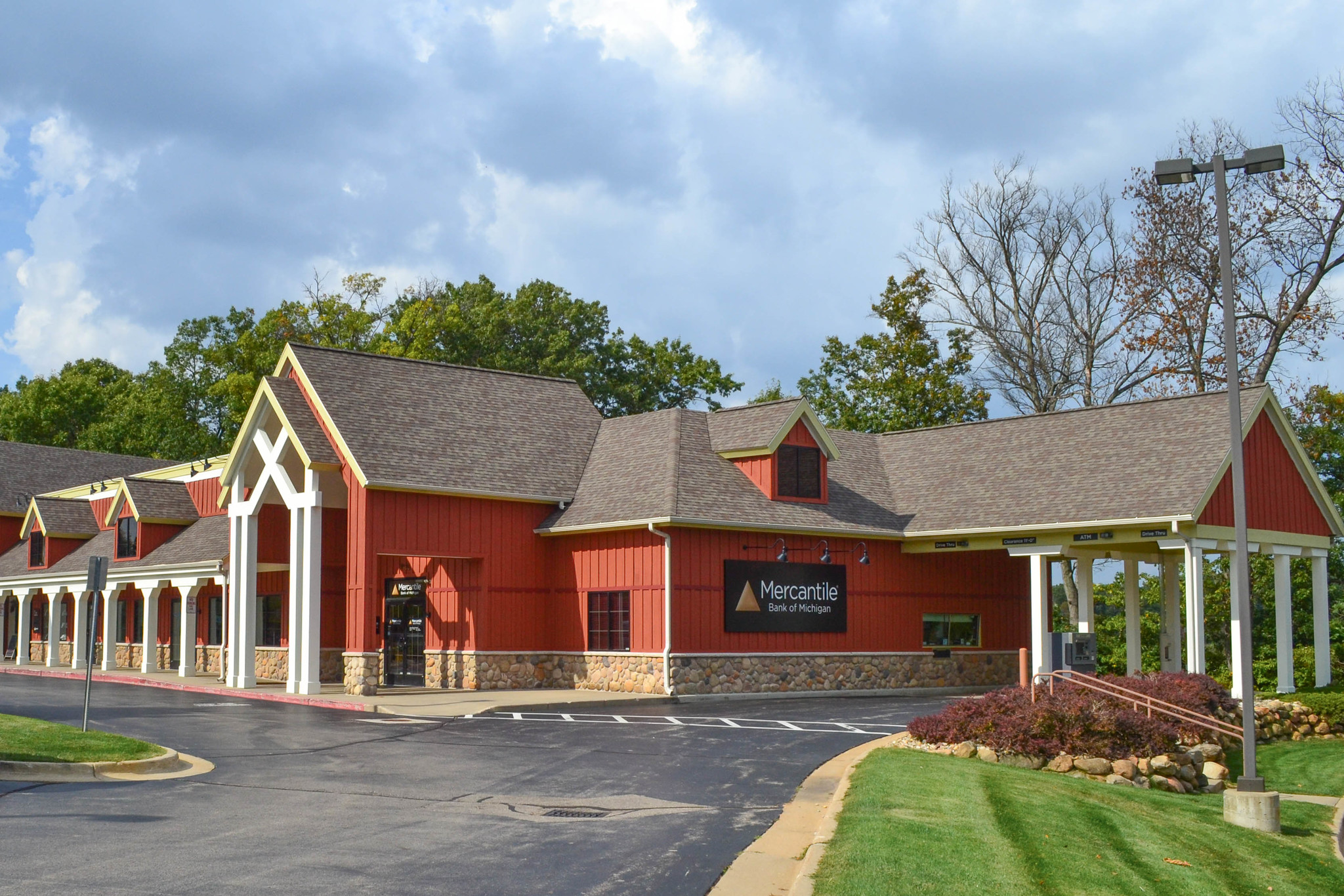 3910 W Centre Ave, Portage, MI for sale Building Photo- Image 1 of 1