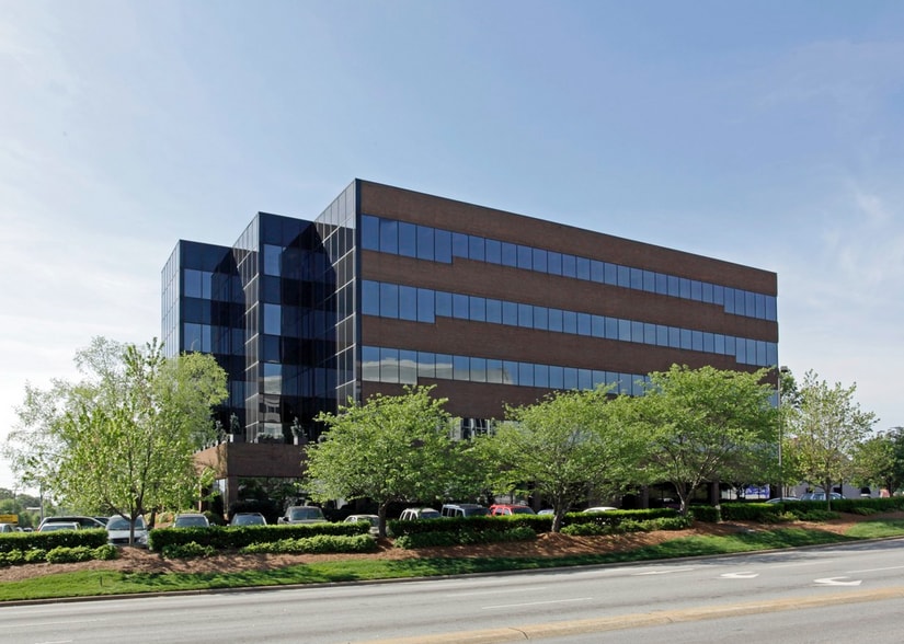 101 S Stratford Rd, Winston-Salem, NC for lease - Building Photo - Image 1 of 3