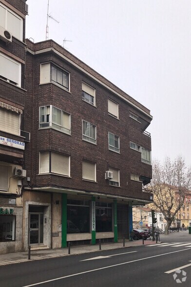Calle Portiña del Salvador, 2, Talavera de la Reina, Toledo à vendre - Photo du bâtiment - Image 2 de 2