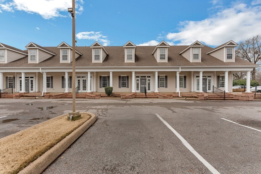 2705 Appling Rd, Memphis, TN à vendre - Photo du bâtiment - Image 2 de 3