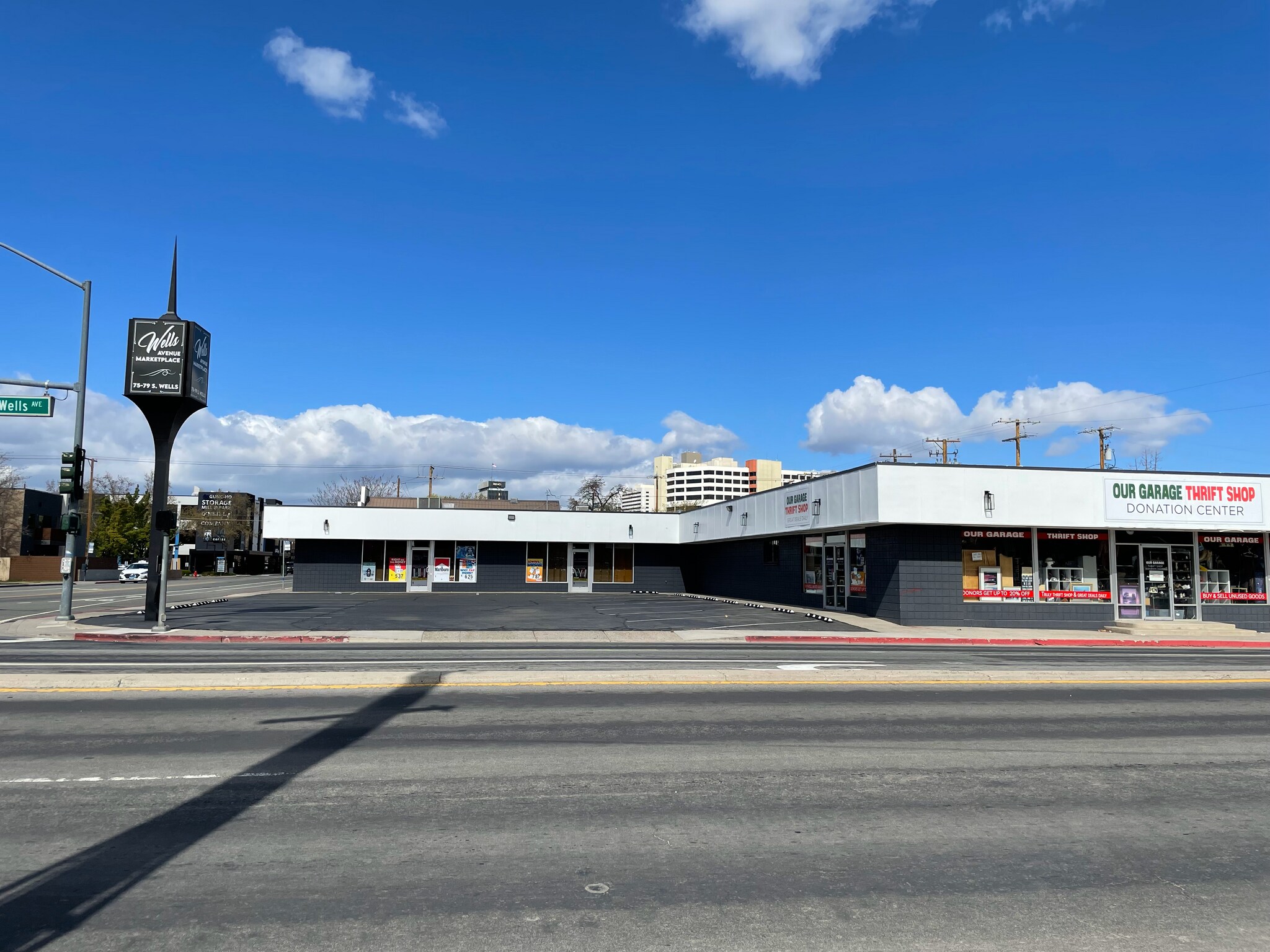 73-79 S Wells Ave, Reno, NV à louer Photo du bâtiment- Image 1 de 5