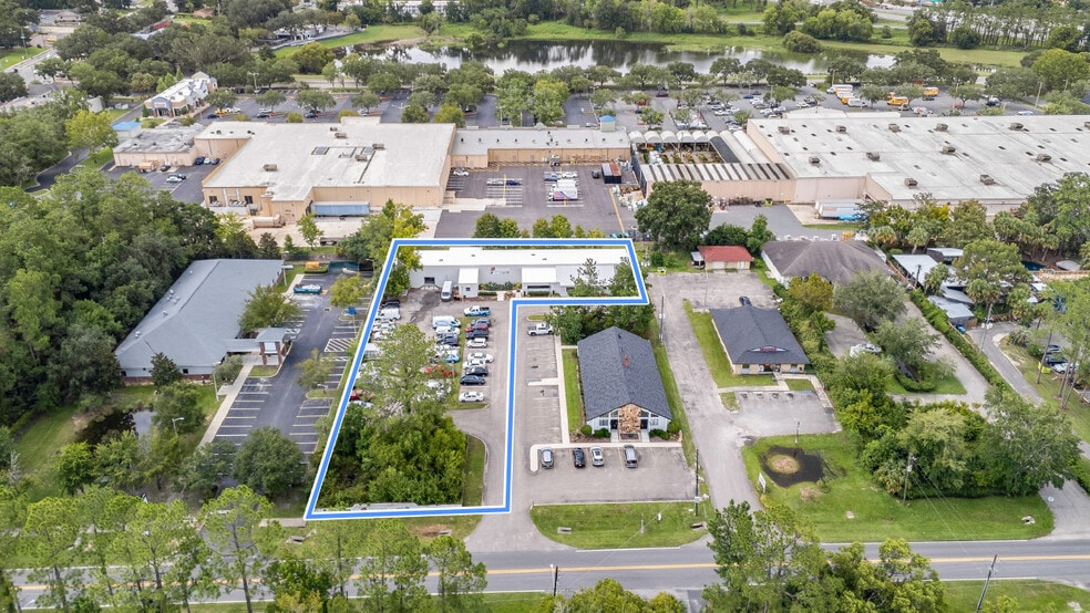 7230 W University Ave, Gainesville, FL for lease - Building Photo - Image 2 of 7