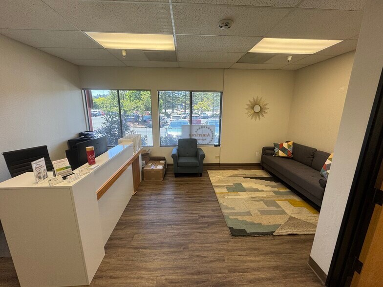 711 Grand Ave, San Rafael, CA à louer - Photo du bâtiment - Image 2 de 11