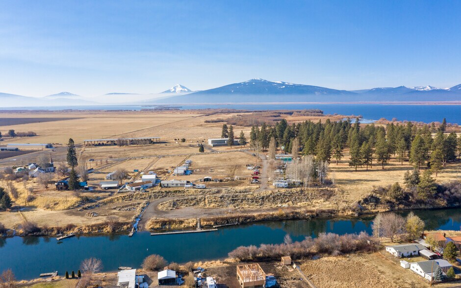 32323 Modoc Point Rd, Chiloquin, OR for sale - Building Photo - Image 2 of 81