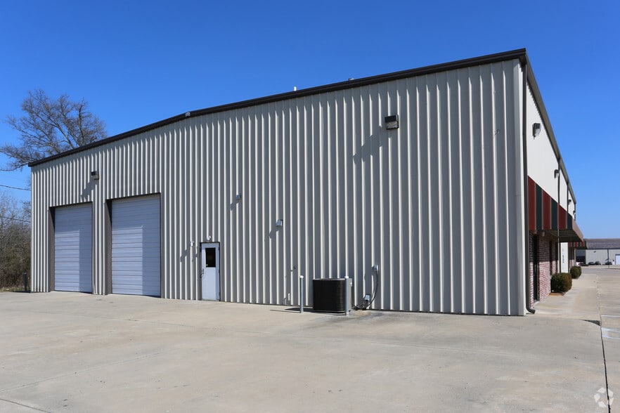 185 Scotland Dr, Alabaster, AL à louer - Photo du bâtiment - Image 3 de 24