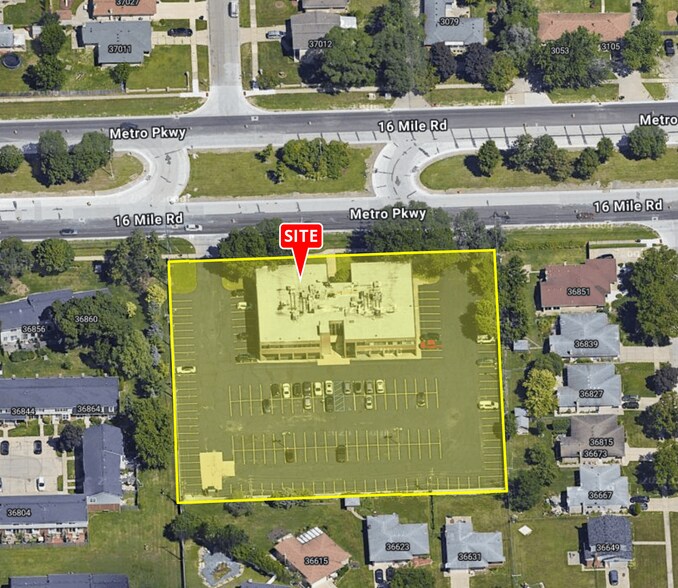 3058 Metropolitan Pky, Sterling Heights, MI à louer - Aérien - Image 2 de 15