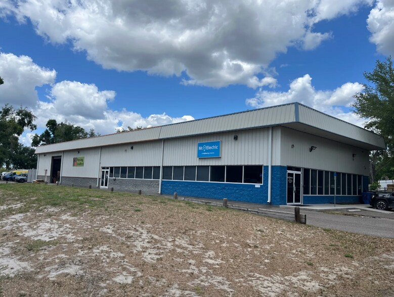 7901 Benjamin Rd, Tampa, FL à louer - Photo du bâtiment - Image 2 de 2