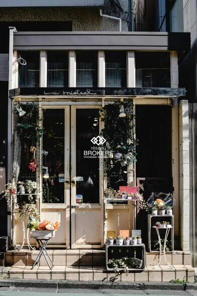 Retail in Levallois-Perret for lease - Building Photo - Image 2 of 3