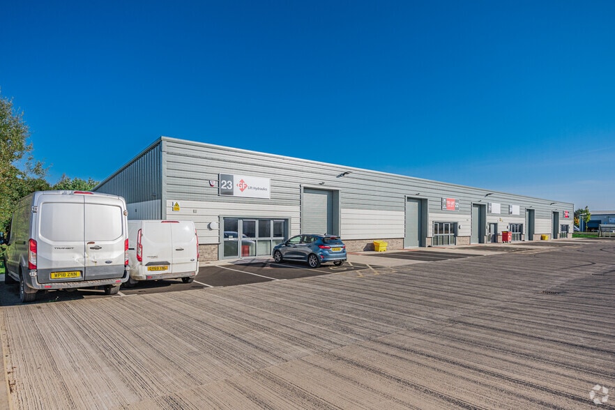 19-23 Appleton Pky, Livingston for lease - Building Photo - Image 2 of 2