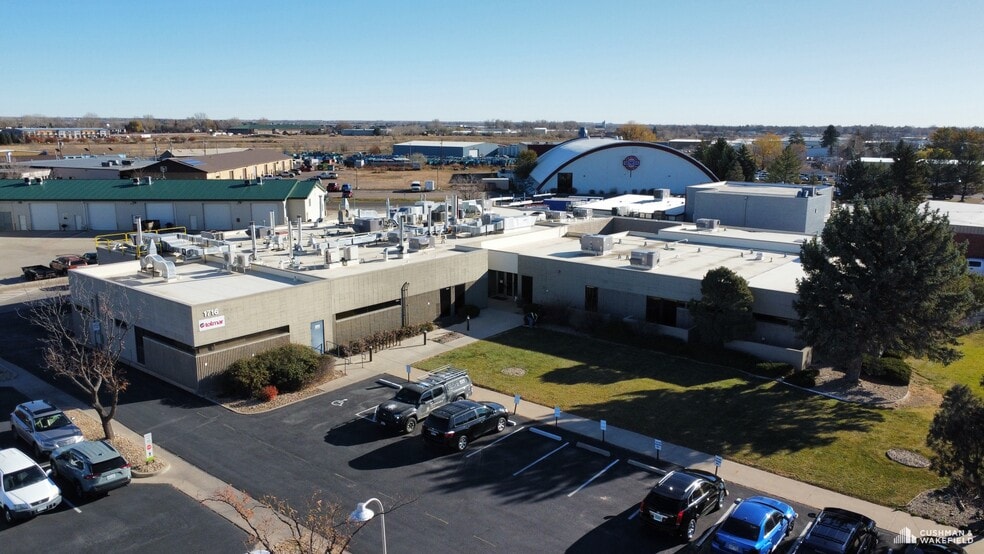 1716 Heath Pky, Fort Collins, CO à vendre - Photo du bâtiment - Image 2 de 10