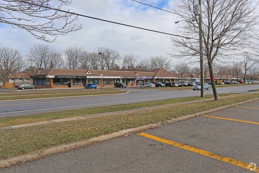 595 Carlton St, St Catharines, ON for sale - Building Photo - Image 1 of 1