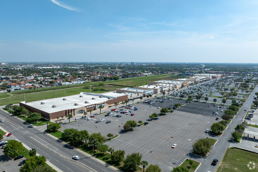 7600 N 10th St, McAllen, TX à louer - Photo principale - Image 1 de 14