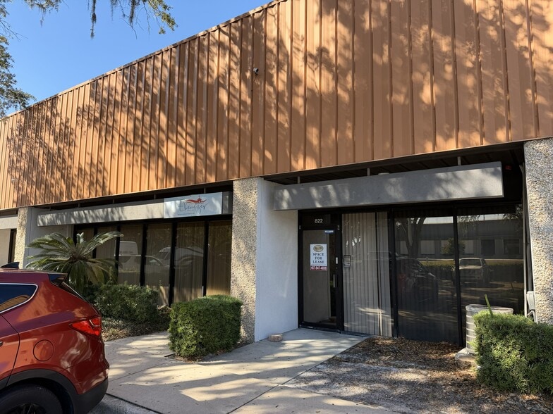 800-816 N Hoagland Blvd, Kissimmee, FL for sale - Building Photo - Image 2 of 5