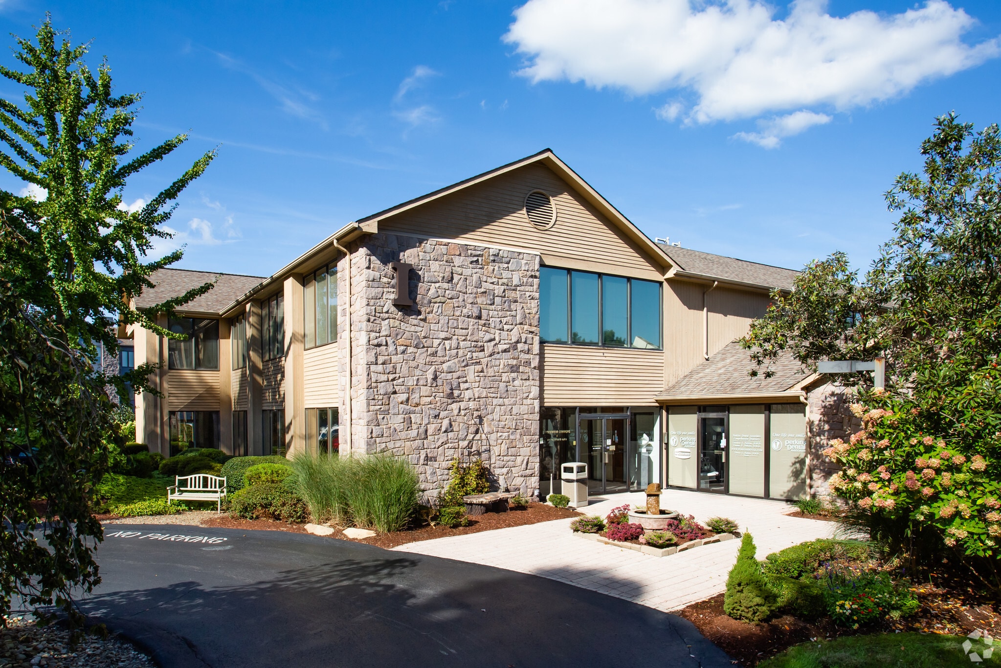 101 Bradford Rd, Wexford, PA for lease Primary Photo- Image 1 of 20