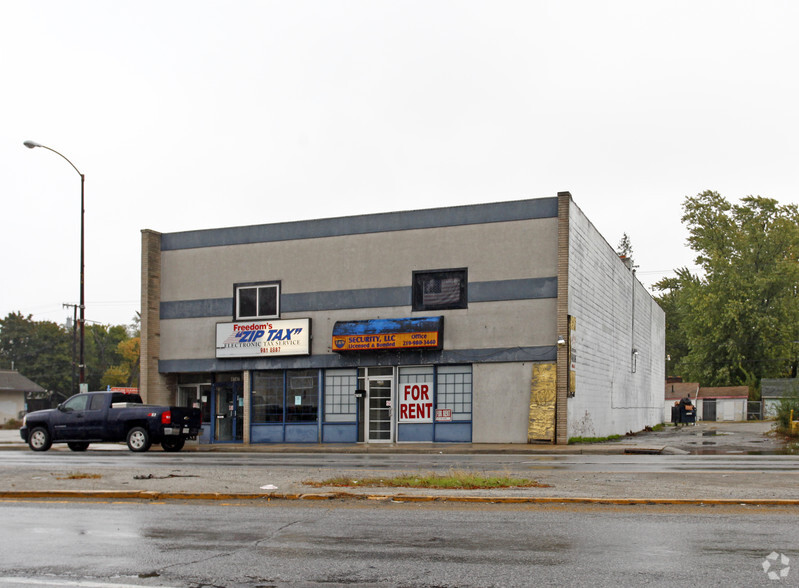 4741-4747 Broadway, Gary, IN à vendre - Photo principale - Image 1 de 1