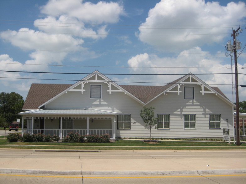 477 W Main St, Lewisville, TX for lease - Primary Photo - Image 1 of 3