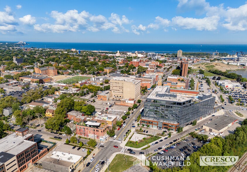 2098-2104 W 25th St, Cleveland, OH à vendre - Photo du bâtiment - Image 2 de 11