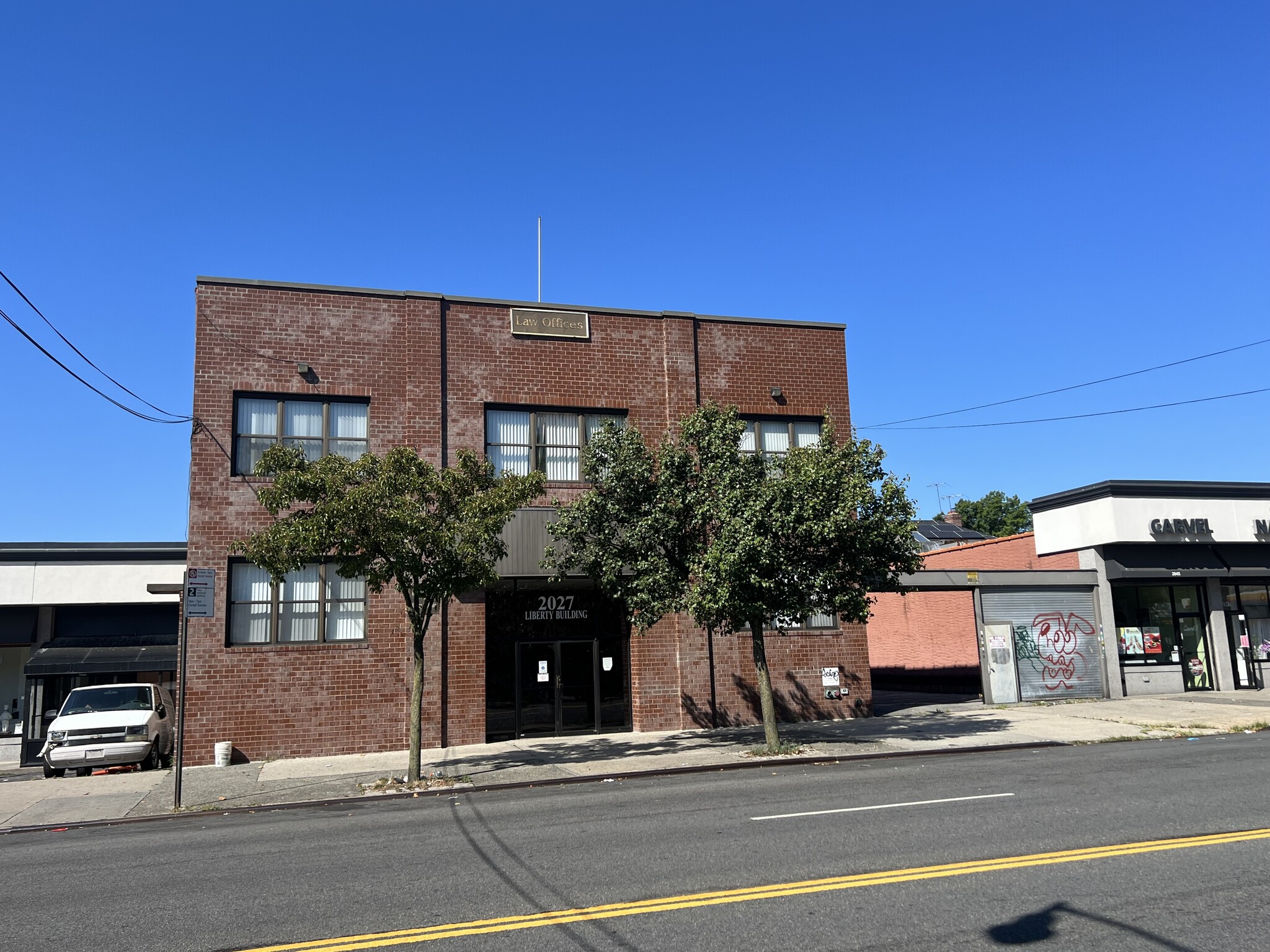 2027 Williamsbridge Rd, Bronx, NY à vendre Photo du bâtiment- Image 1 de 1