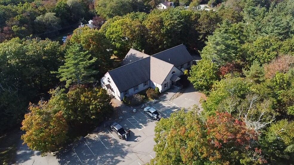 6 Madelyn Ln, Rockport, ME à louer - Photo du bâtiment - Image 2 de 6