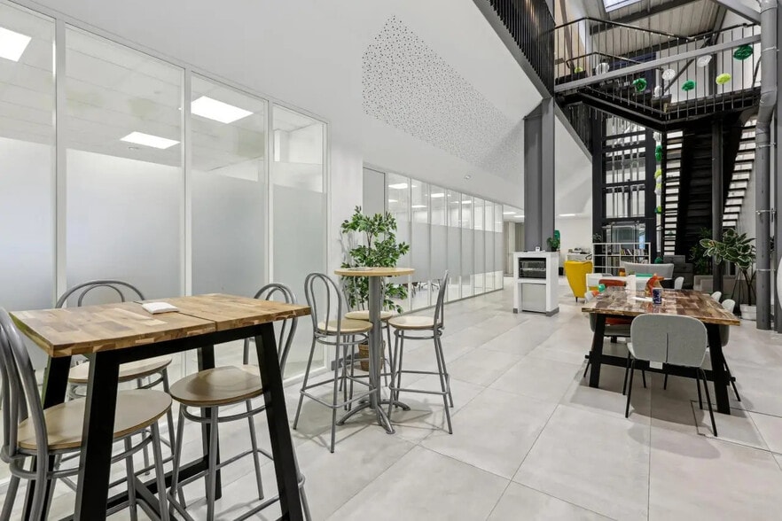 Flex dans Vaux-le-Pénil à louer - Photo intérieure - Image 2 de 18