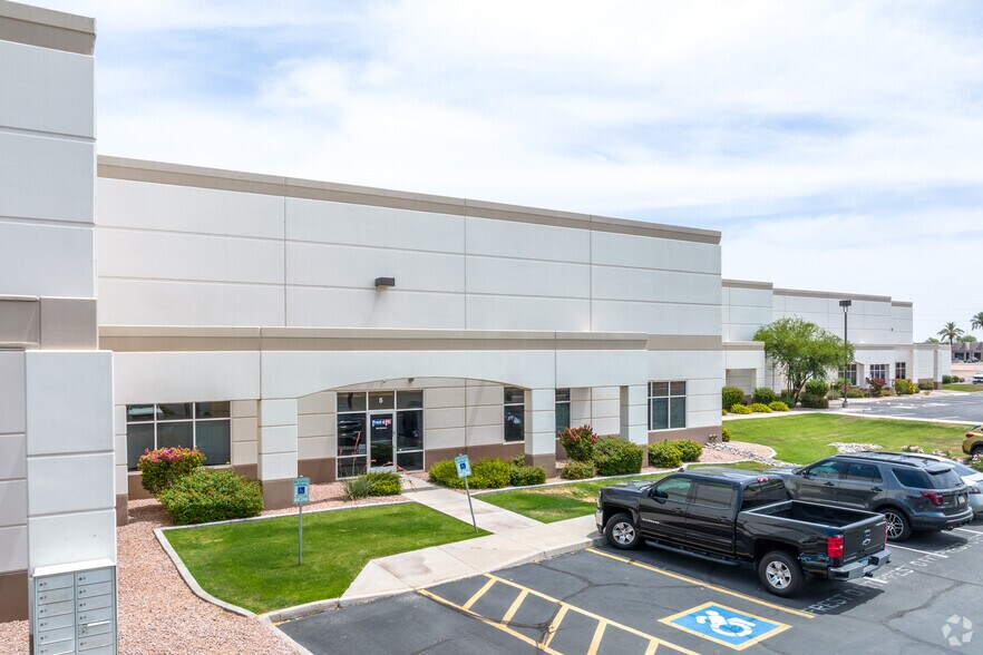 3191 N Washington St, Chandler, AZ for lease - Building Photo - Image 2 of 7