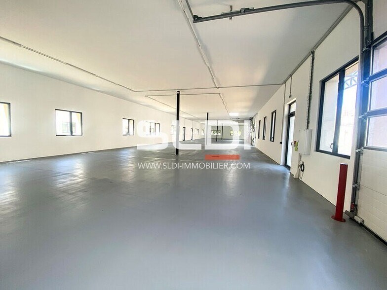 33 Avenue Du Docteur Georges Lévy, Vénissieux for lease - Interior Photo - Image 3 of 24