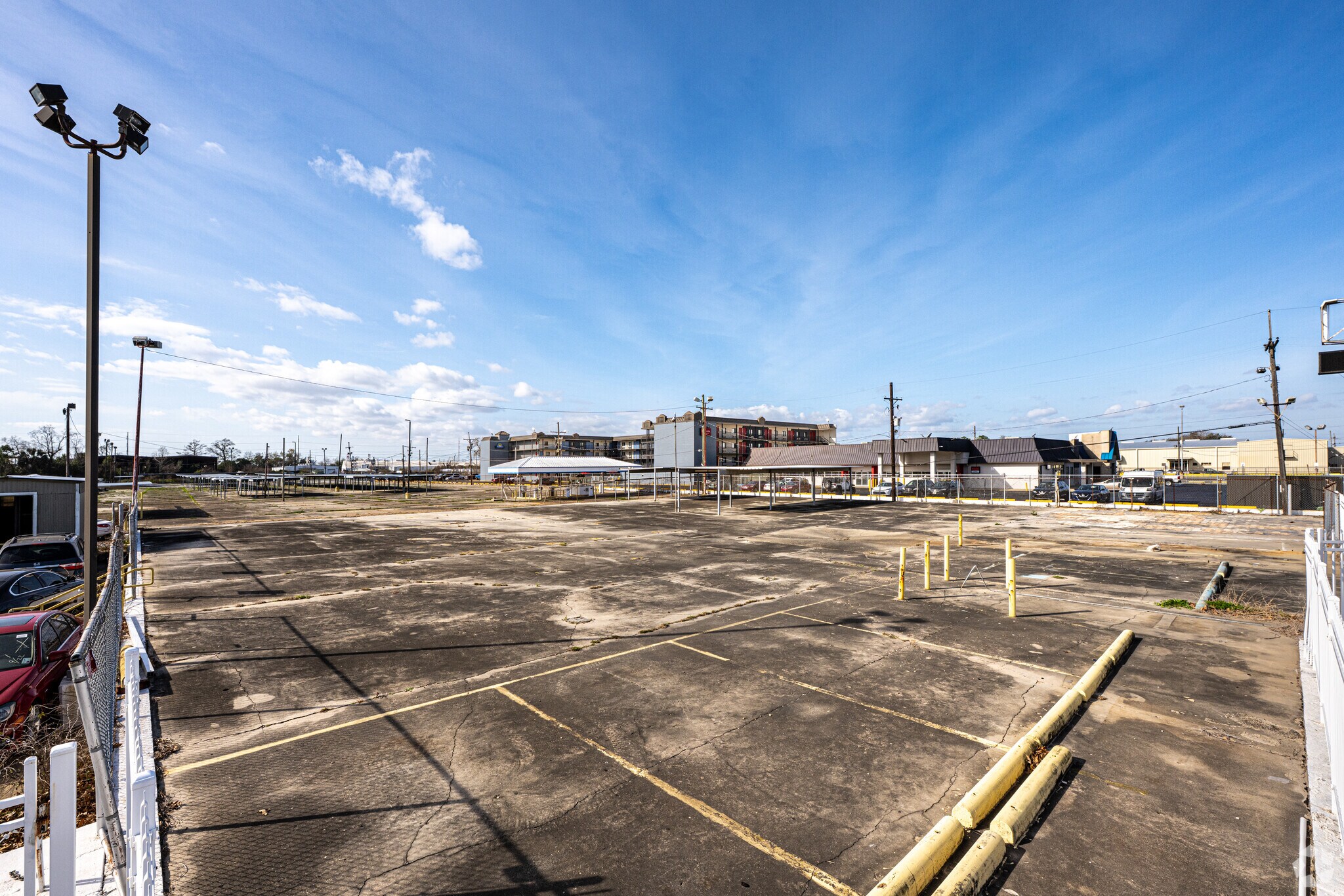 1025 Airline Dr, Kenner, LA à vendre Photo du bâtiment- Image 1 de 8