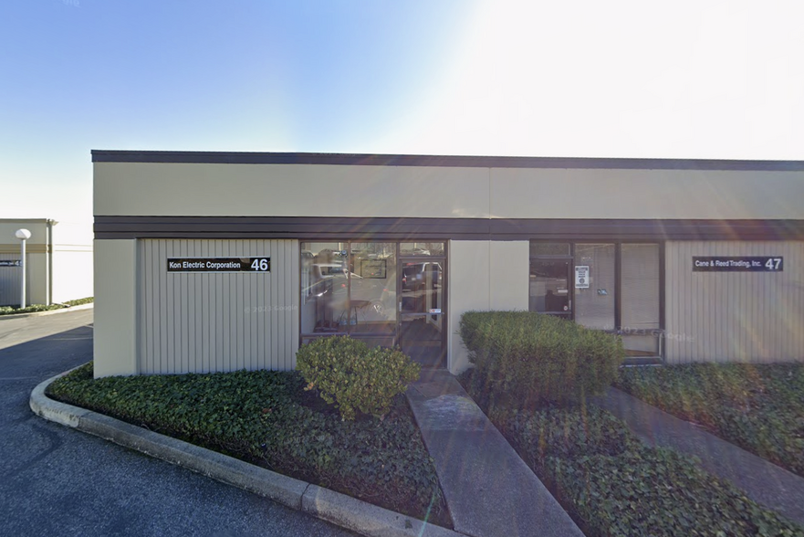 100 N Hill Dr, Brisbane, CA for lease - Building Photo - Image 1 of 1