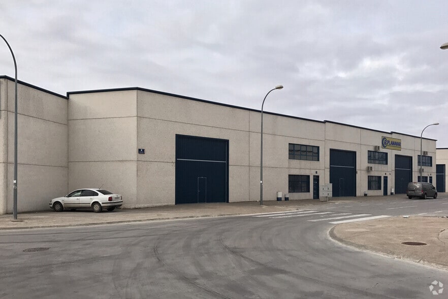 Industriel dans El Viso de San Juan, Toledo à vendre - Photo du bâtiment - Image 2 de 5