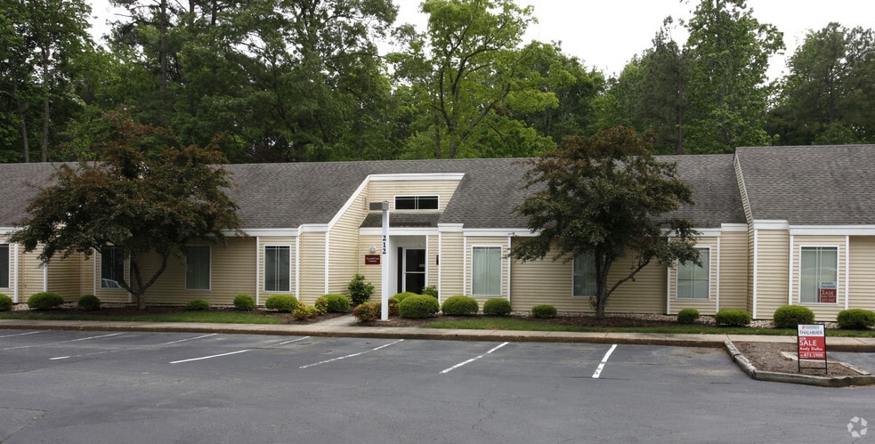 210-214 Packets Ct, Williamsburg, VA for lease - Building Photo - Image 3 of 10