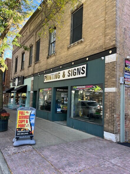 907 Main St, Antioch, IL à louer - Photo du bâtiment - Image 2 de 3