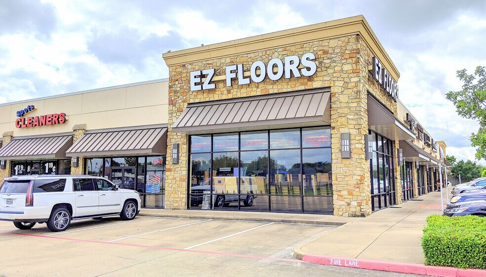 17111 West Rd, Houston, TX à louer - Photo du bâtiment - Image 2 de 7