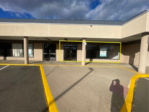 1231 E Main St, Meriden, CT for lease Building Photo- Image 1 of 4