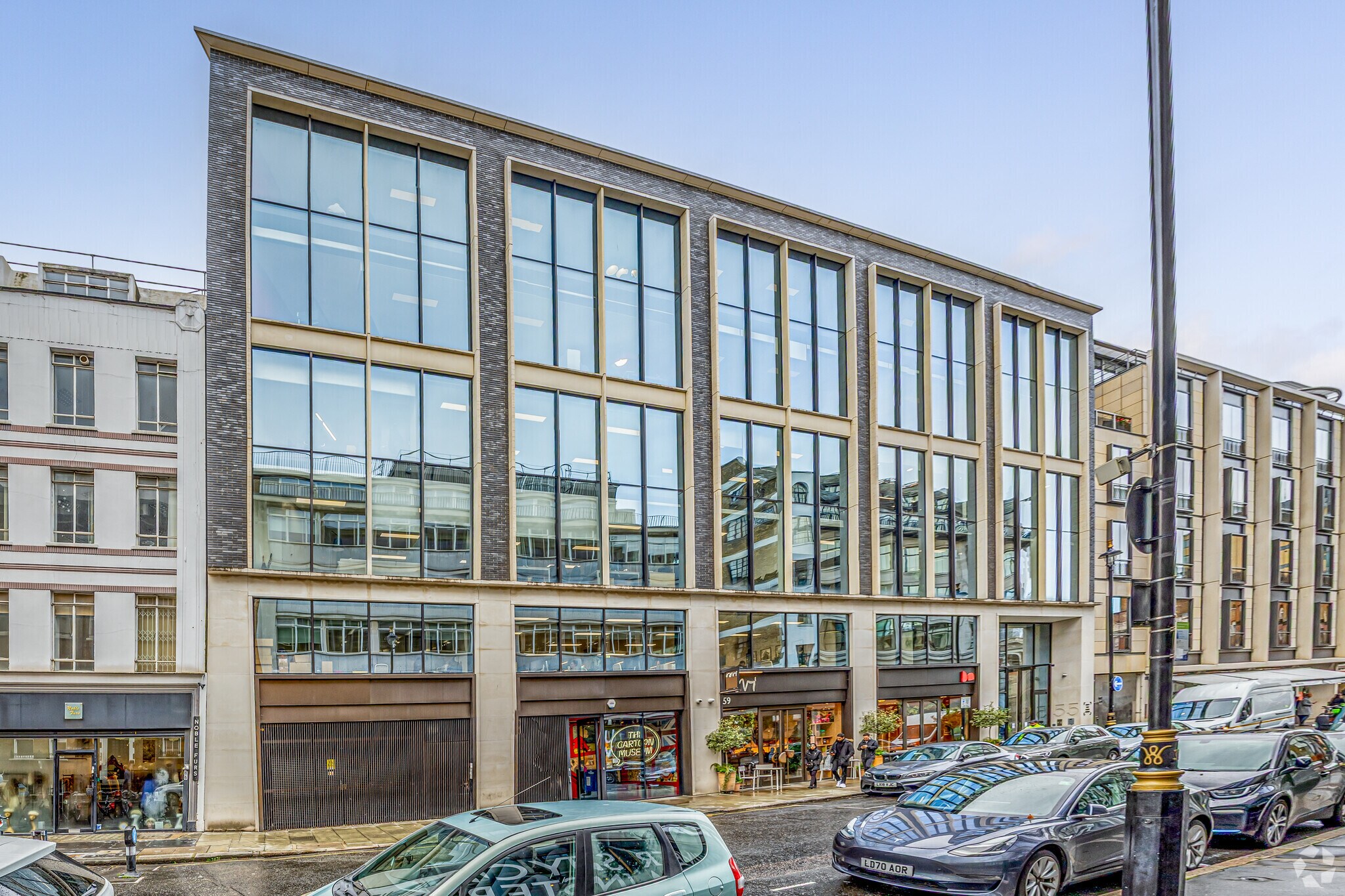 55-59 Wells St, Londres à louer Photo principale- Image 1 de 12