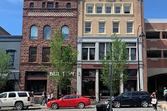 162-164 College St, Burlington, VT à louer Photo du bâtiment- Image 1 de 4