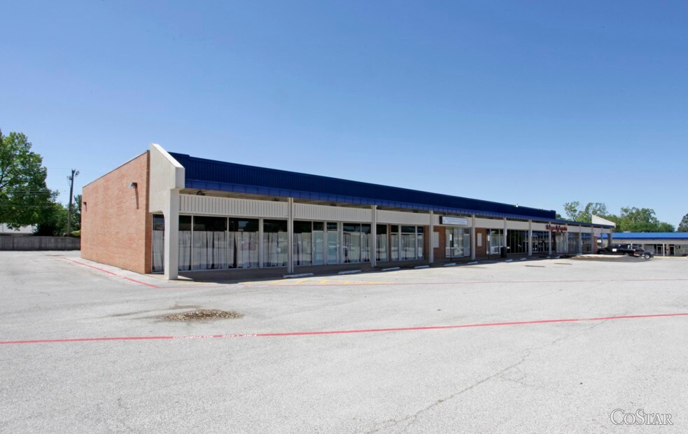 401-463 W Bedford Euless Rd, Hurst, TX à louer Photo du bâtiment- Image 1 de 5