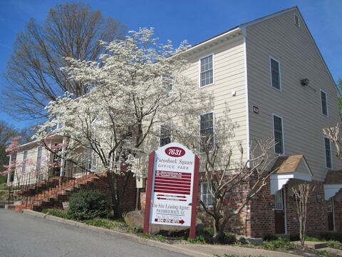 7631 Hull Street Rd, Richmond, VA à louer - Photo du bâtiment - Image 1 de 9