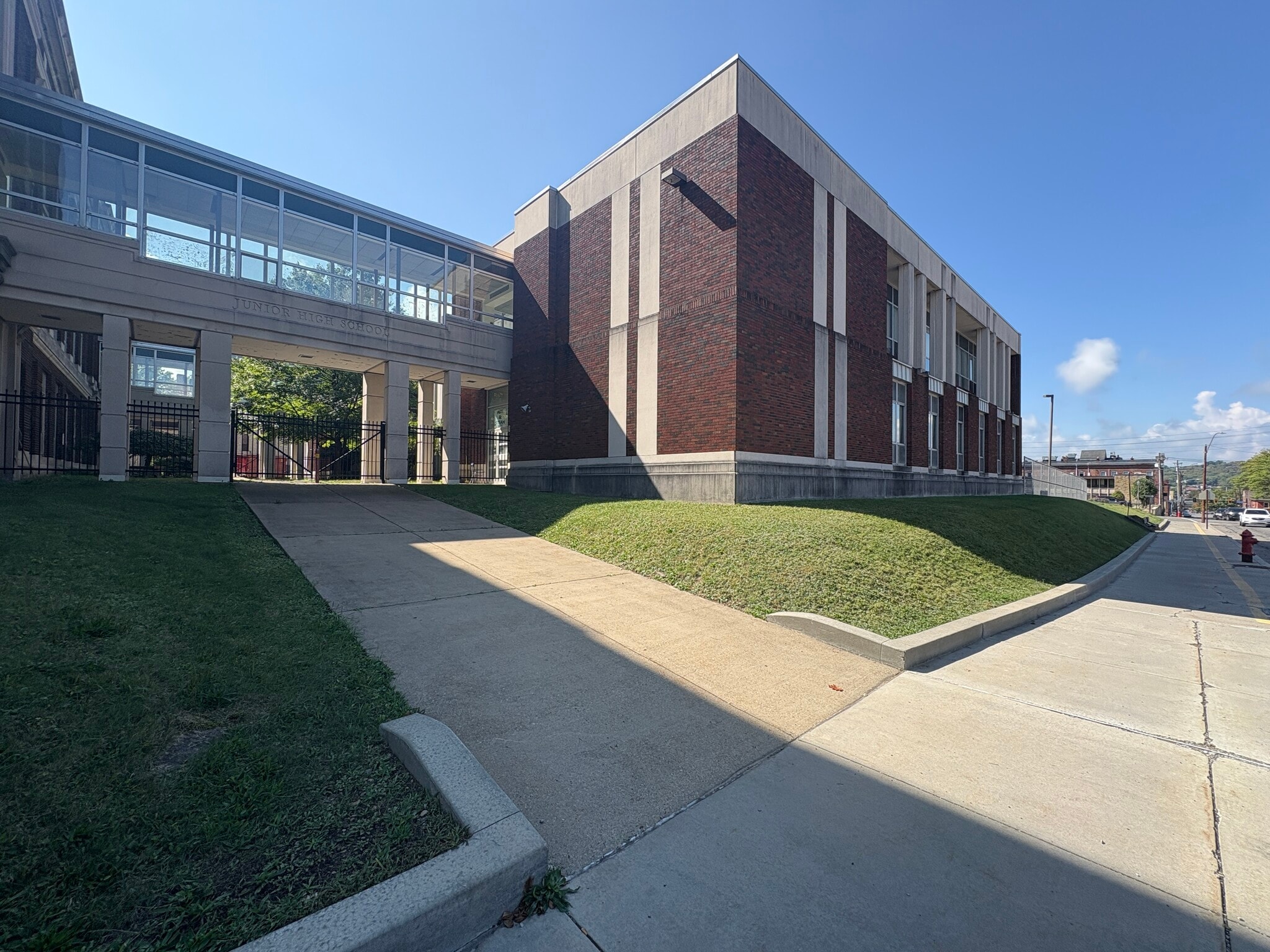 0 N McKean E North Sts, Butler, PA à louer Photo principale- Image 1 de 36