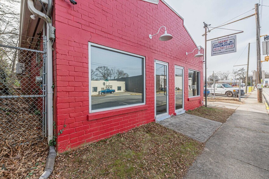 614 King Arnold St, Hapeville, GA à vendre - Photo du bâtiment - Image 2 de 29