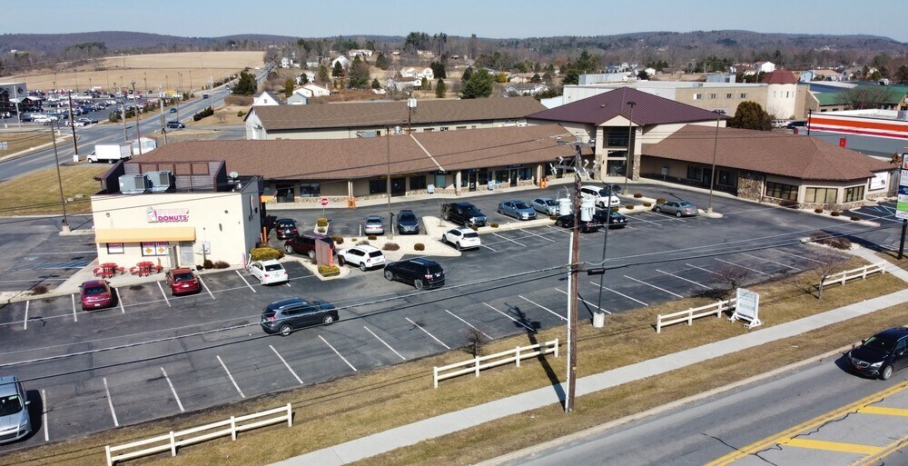 1457 Route 209, Brodheadsville, PA à louer Photo du bâtiment- Image 1 de 4